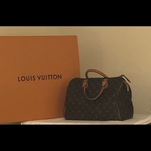 😍Authentic Louis Vuitton Speedy 30😍